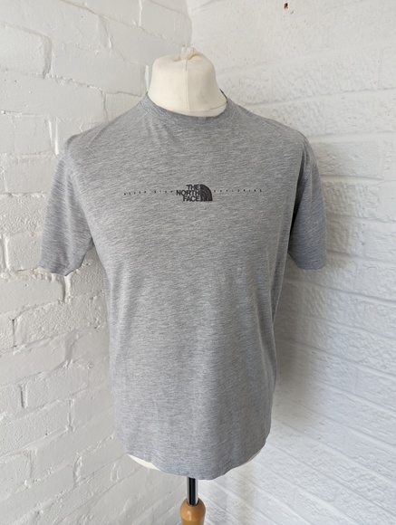 Other - Retro The North Face Crew Neck T Shirt - Size M - Grey - Cotton - P2P 22"